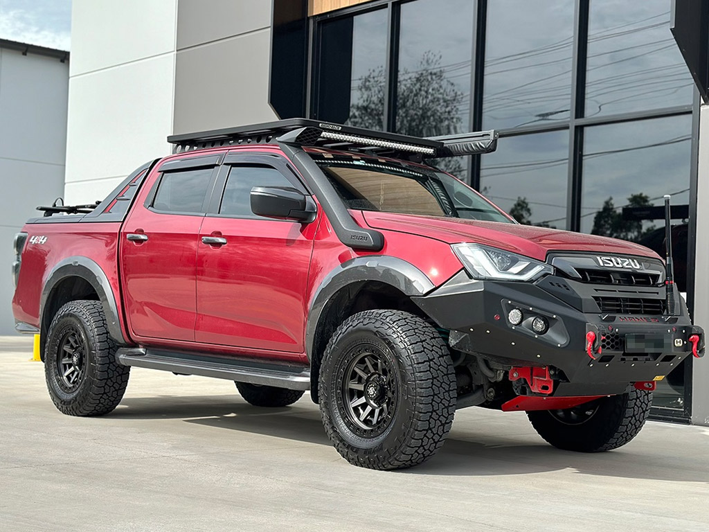 Isuzu D-Max | Black Rock Cage Gloss Black Tinted Wheels